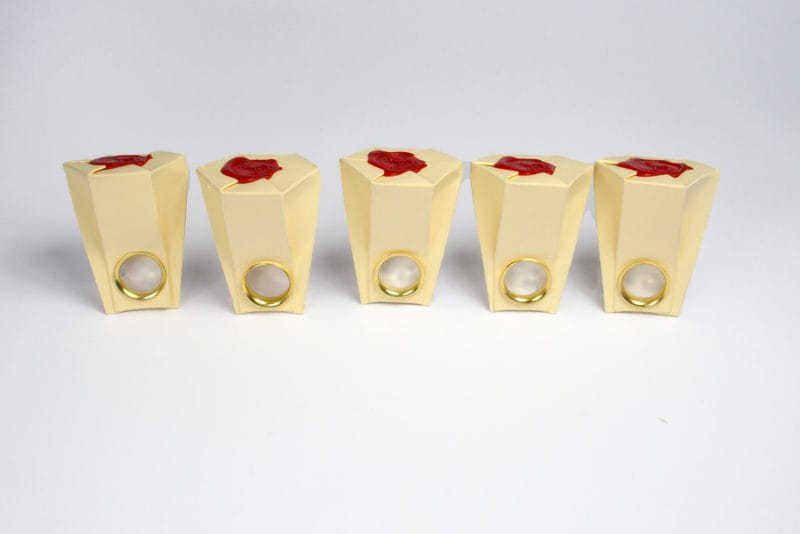 Work and image by Mizuki