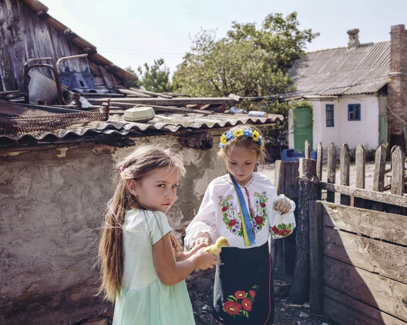 Alina Komandina with Lina, Orihovo Vasylivka village, 2018.
