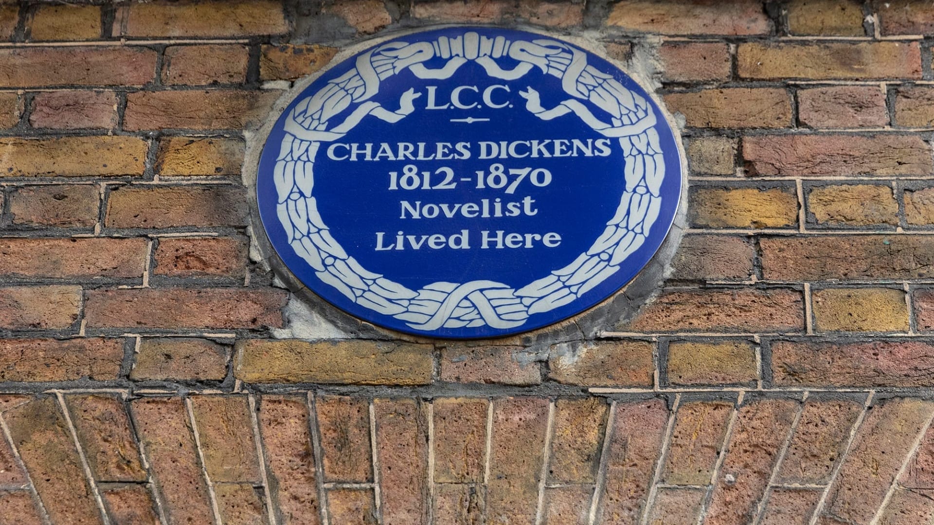 Oliver Twist&#8217;s London Walking Tour